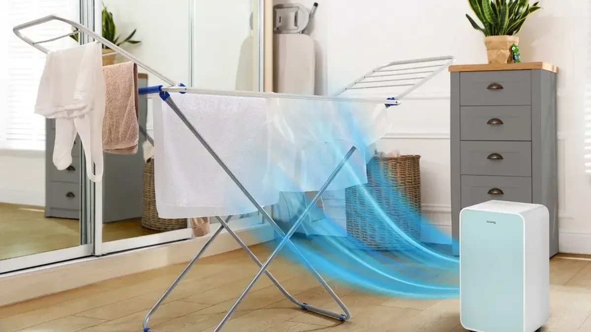 Odvlhčovač vzduchu Siguro je nyní o pětinu levnější. Dá se ovládat aplikací v telefonu