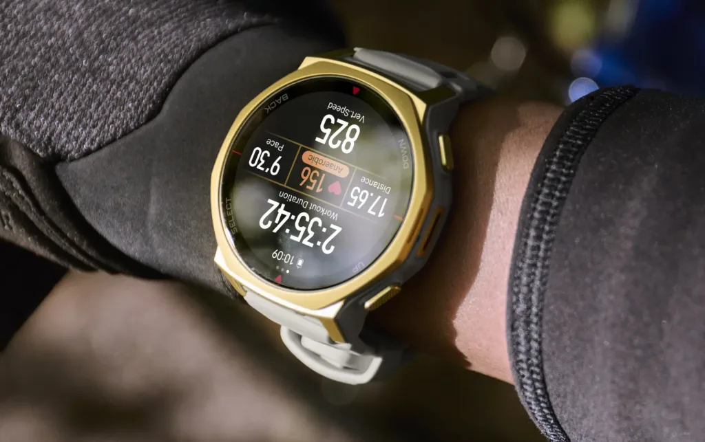 amazft t rex 3 pro 44mm na ruce cyklisty mereni zdravi