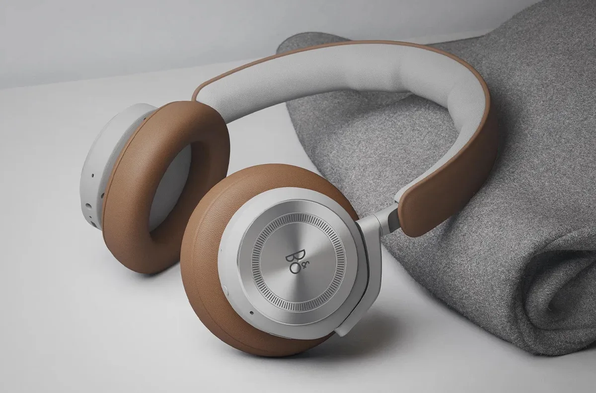 bang olufsen hx jpg