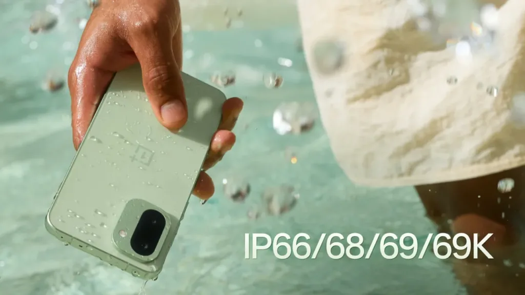 oneplus 15r cerna zelena v ruce odolnost