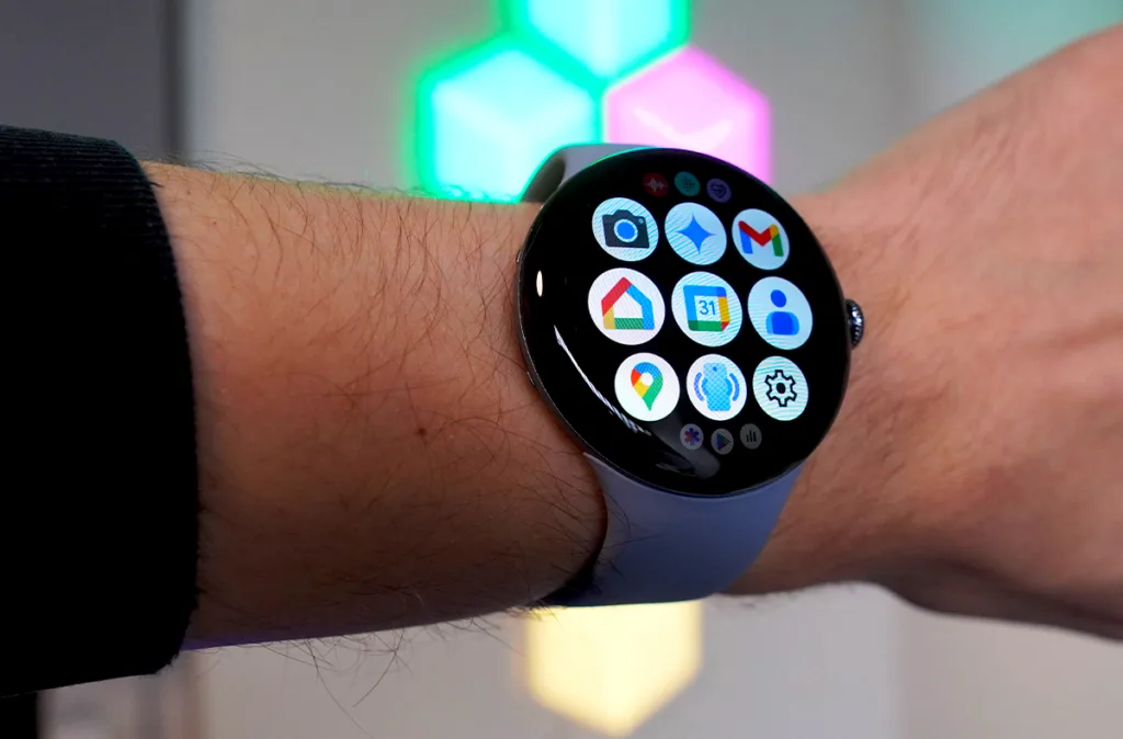 pixel watch 4 recenze