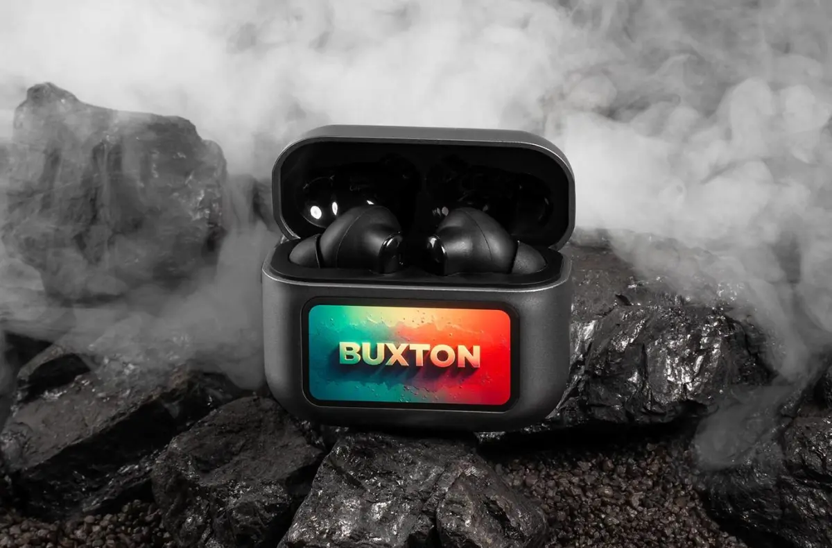 Buxton BTW 9600 krabicka na pozadi s kourem