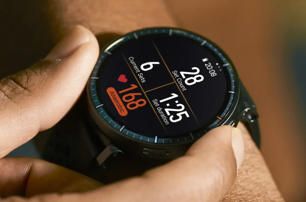 amazfit active max na ruce