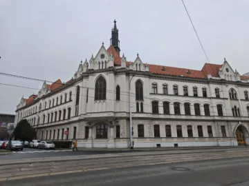 poco f8 pro fotografie ve dne 10