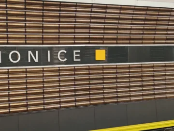 poco f8 pro fotografie ve dne 25