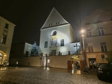 poco f8 pro nocni fotografie 20