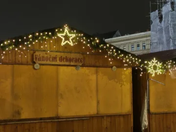 poco f8 pro nocni fotografie 6