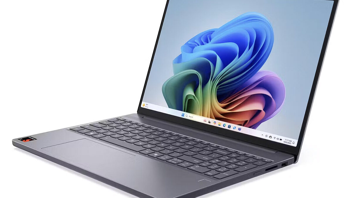 Nejlepší notebook za 13 tisíc? Tohle Lenovo má famózní výdrž a solidní konstrukci