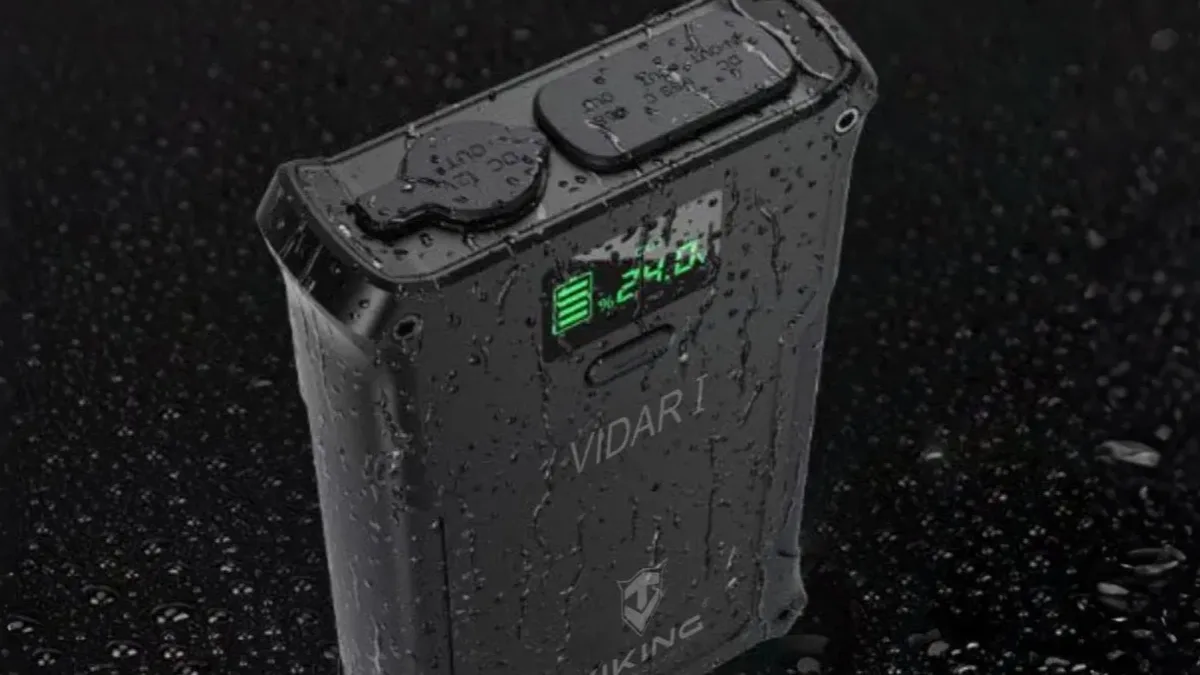 Tato powerbanka na Alze zlevnila! Má kapacitu 38 400 mAh, zvládá rychlé nabíjení a nechybí ji 12V zásuvka