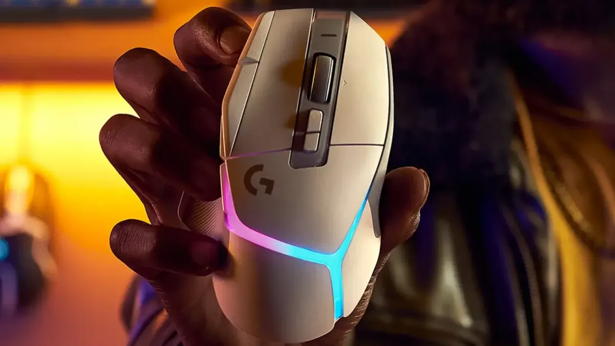 Skvěle vybavená herní myš Logitech G502 X Plus zlevnila. Češi si ji oblíbili
