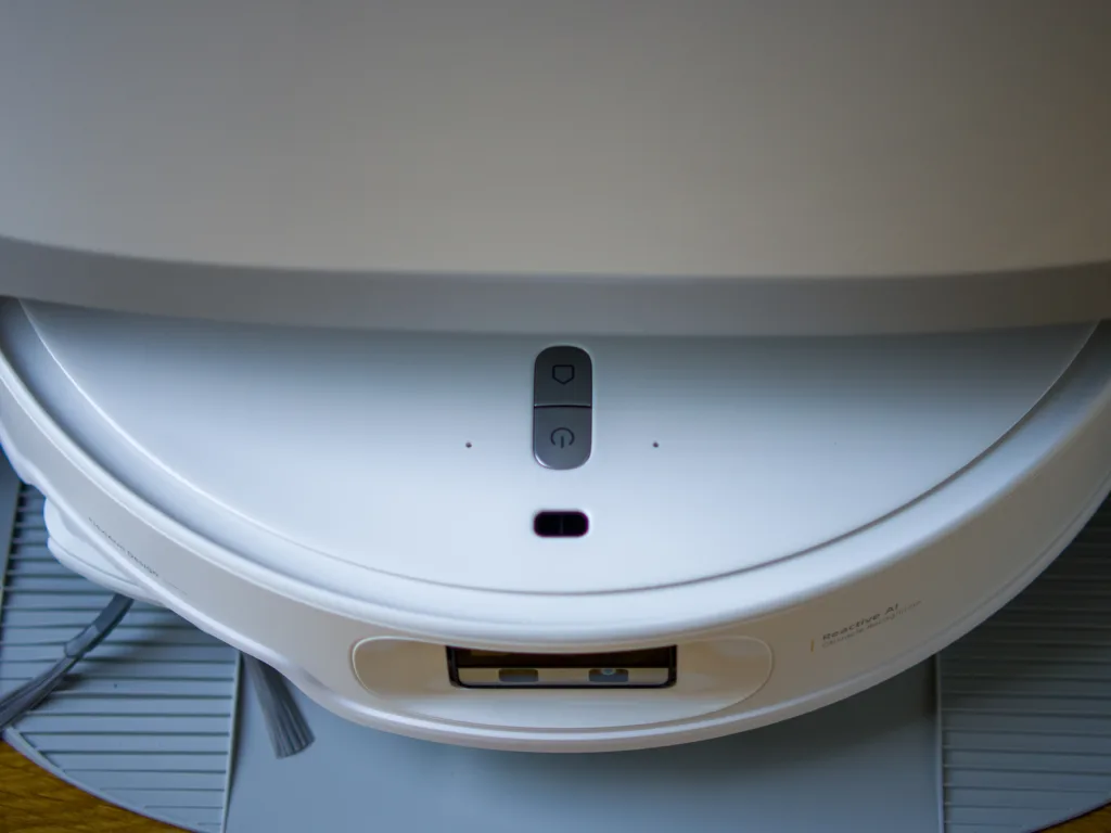 Roborock Qrevo Curv 2 Pro v dokovací stanici