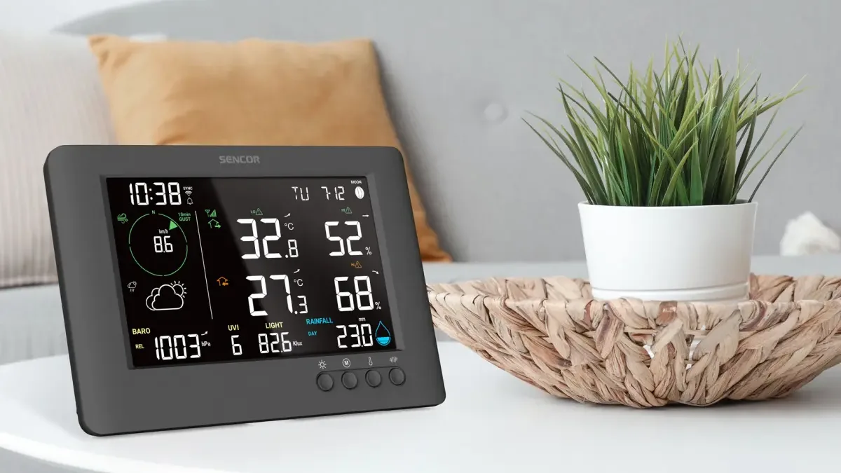 Alza prodává meteostanici SENCOR SWS 10500 za suverénně nejlepší cenu v Česku. Propojíte ji s mobilem