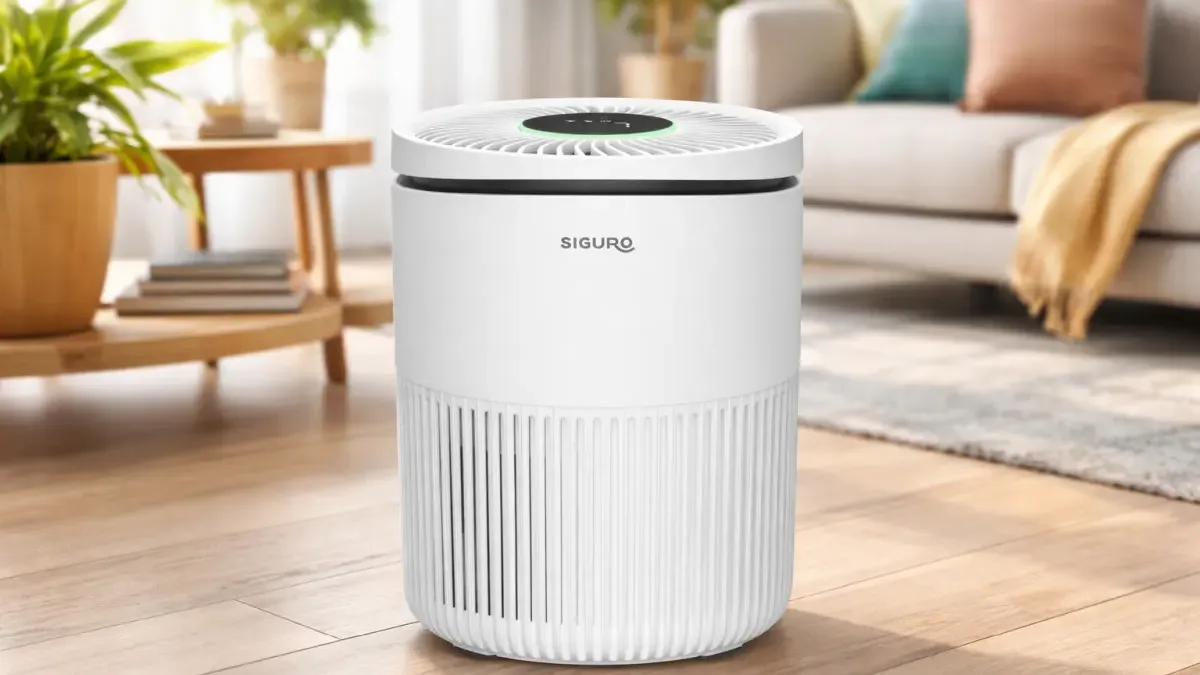 Levná čistička vzduchu z Alzy zlevnila na 1 599 Kč. Dá se propojit s mobilem a nabízí UV-C zářič a ionizátor