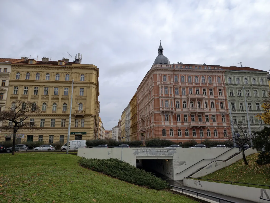 Vivo X300 Pro foto primární město