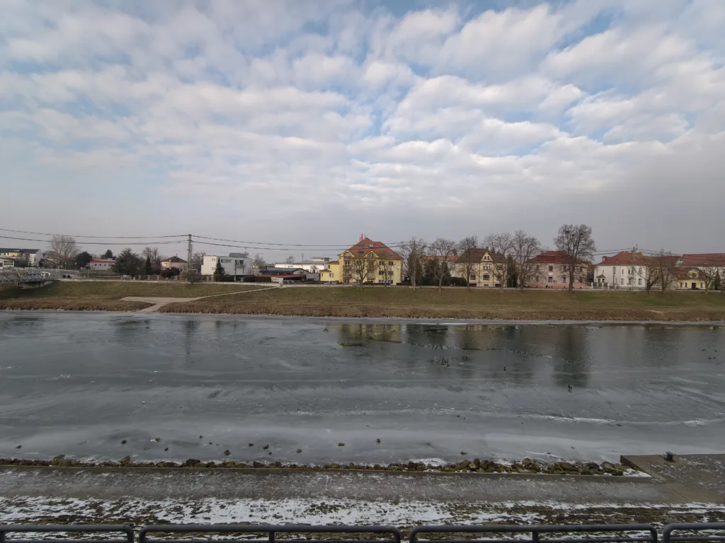 Vivo X300 Pro foto x06