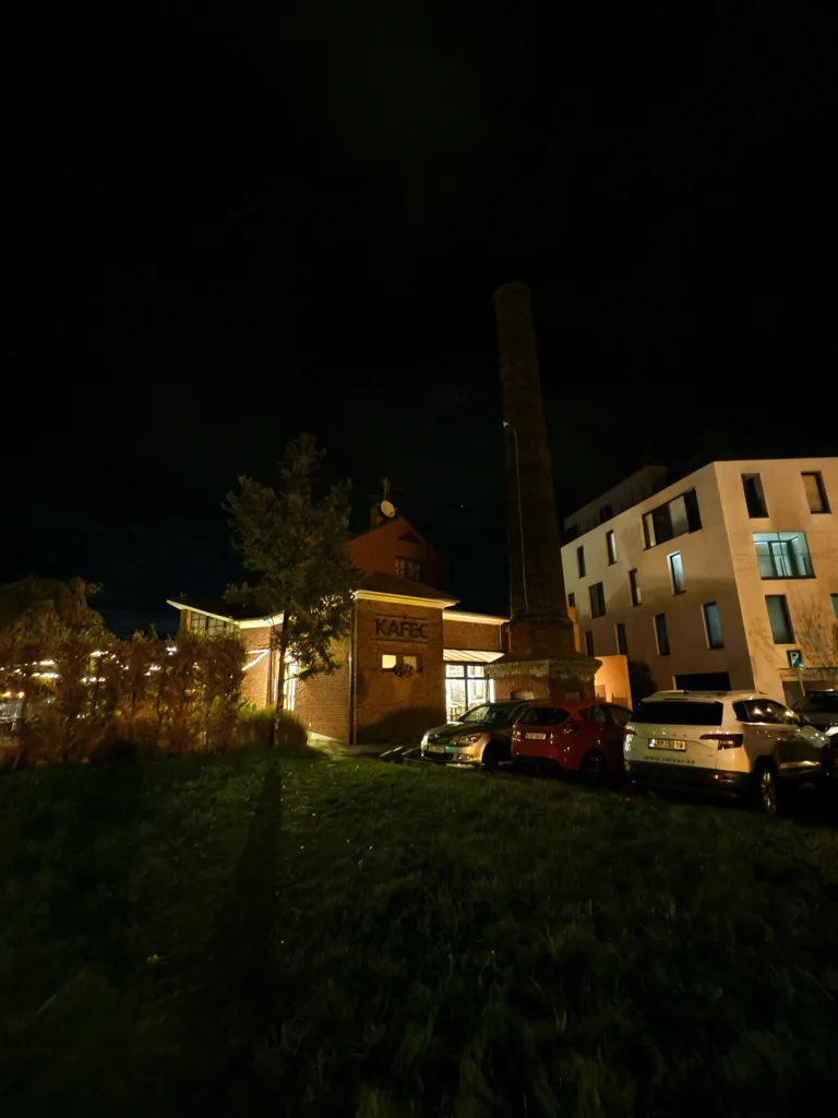 Vivo X300 Pro ultrasirokouhly noc