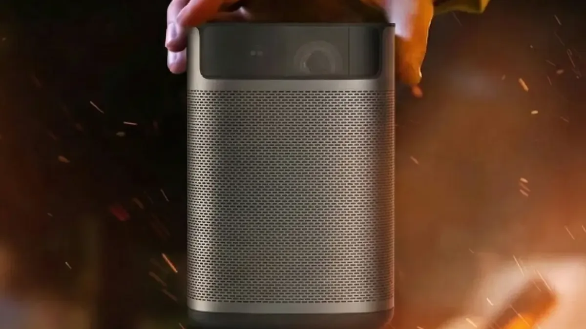 Projektor XGIMI MoGo 2 Pro hodně zlevnil. Má Google TV s Netflixem a nabízí až 200palcový obraz