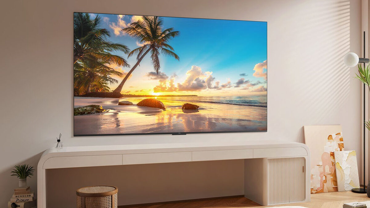 Obří 98″ TV TCL zlevnila na minimum! Obří domácí kino se 144 Hz a subwooferem stojí necelých 34 tisíc