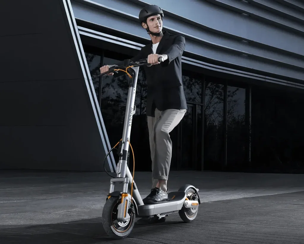 xiaomi electric scooter 6 max s jezdcem