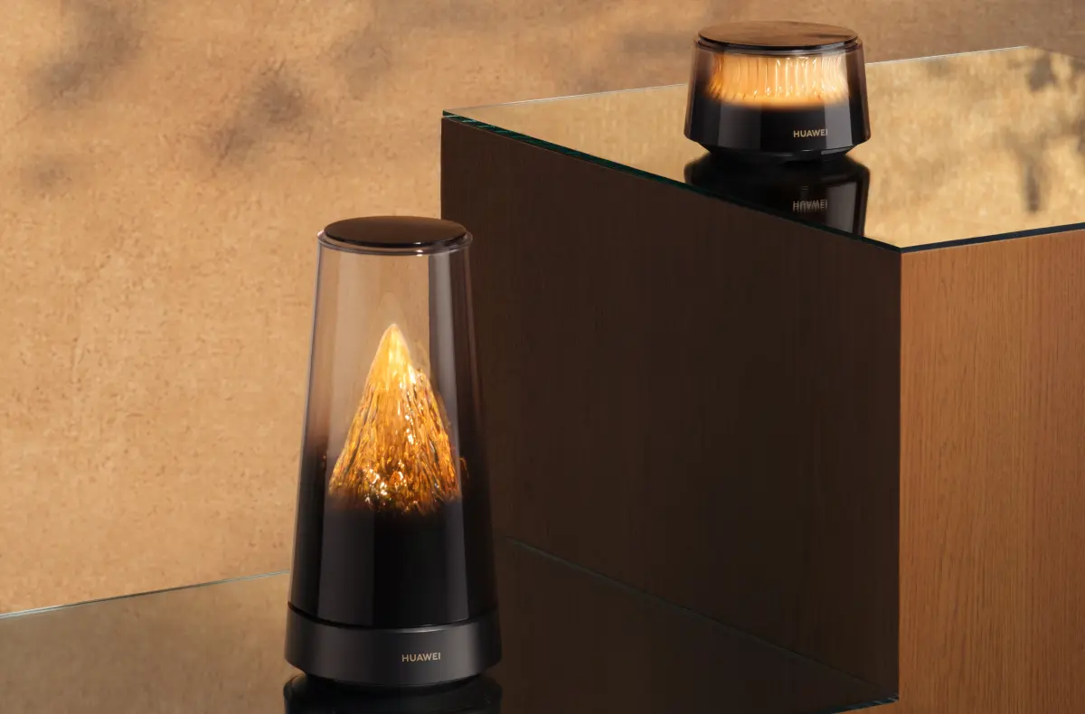 HUAWEI WiFi Mesh X3 Pro s extenderem na schudcich