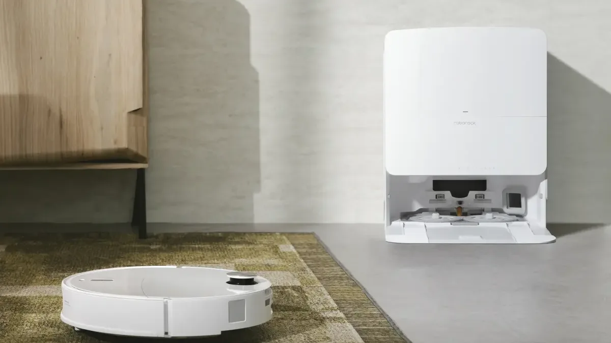 Roborock Qrevo Edge 2 Pro přišel do Česka. Má špičkový výkon, adaptivní podvozek a skvěle vybavenou stanici