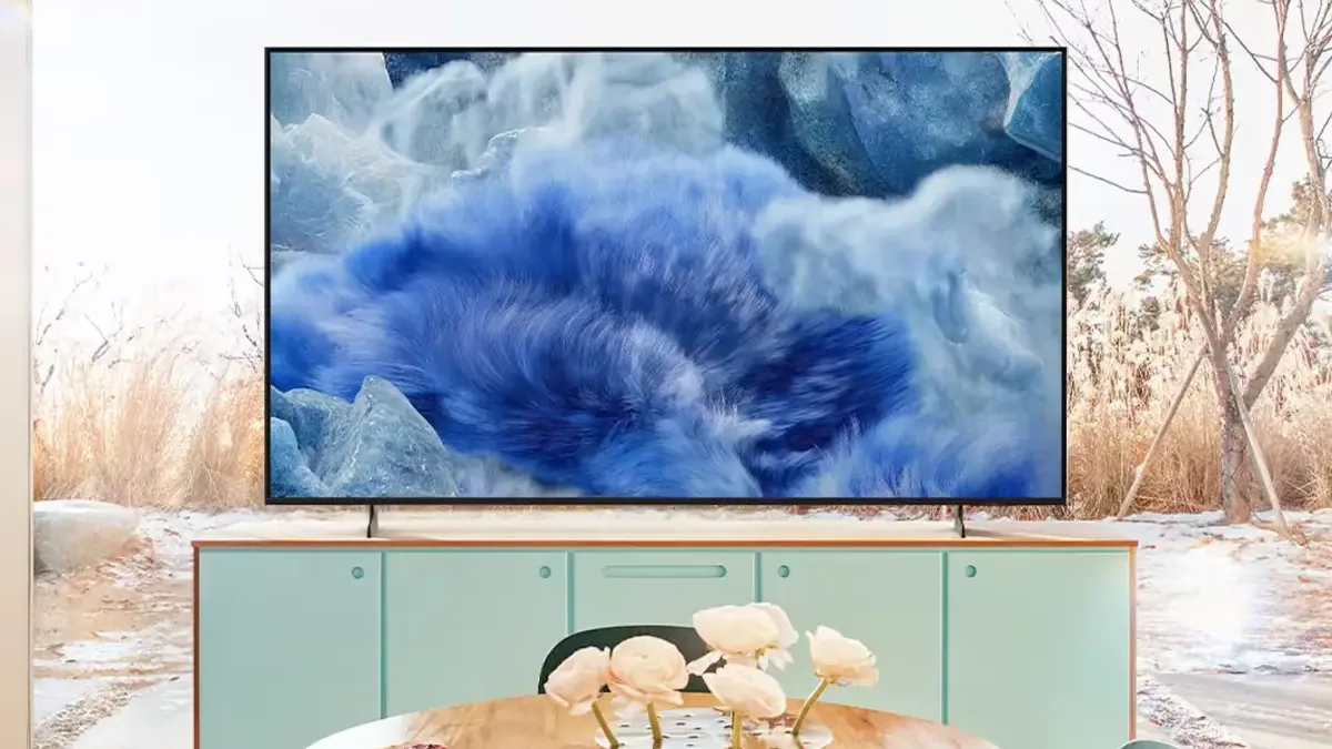 Tato 65″ QLED televize Samsung zlevnila o tisíce. Láká na PANTONE certifikaci a 7letou podporu