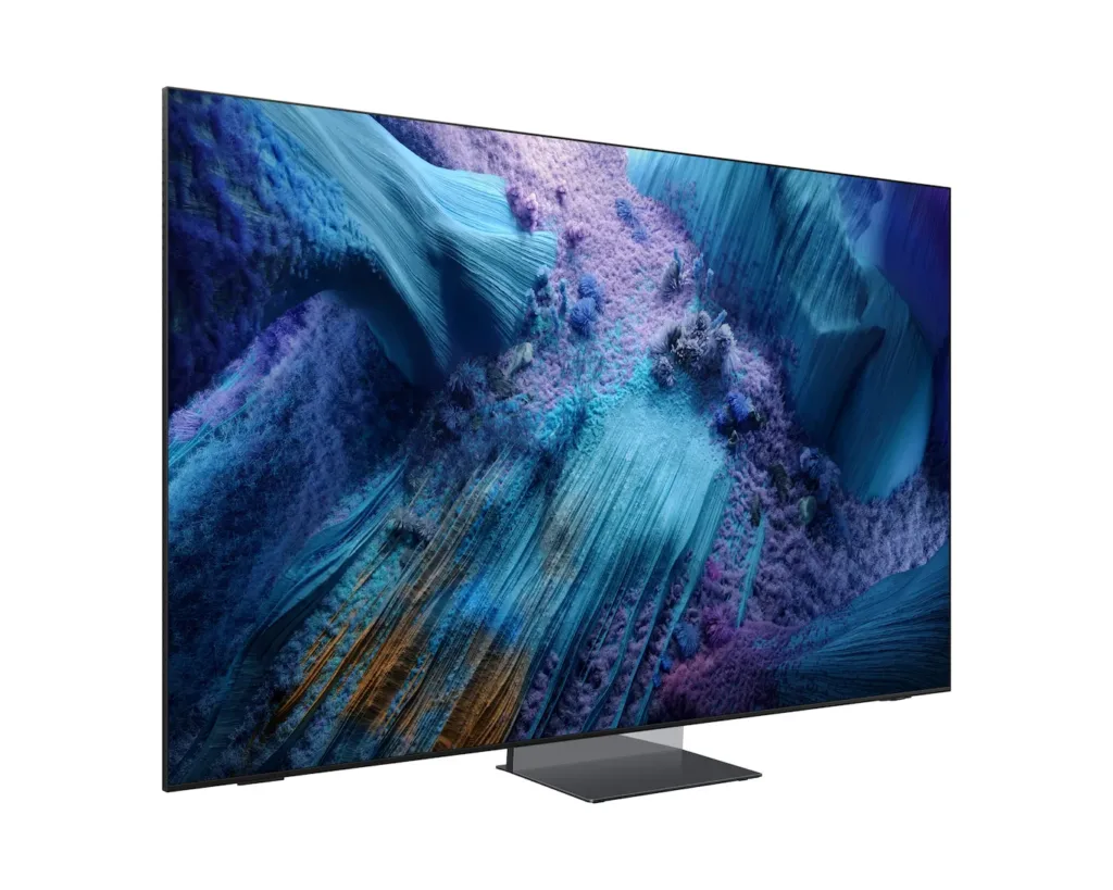 Samsung QE85QN990F render predni strana pohled z boku