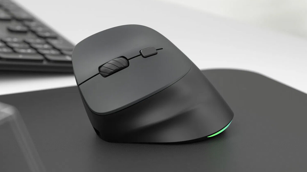Bolí vás ruka při práci na počítači? Tato ergonomická myš z Alzy zlevnila, nestojí ani tři stovky!