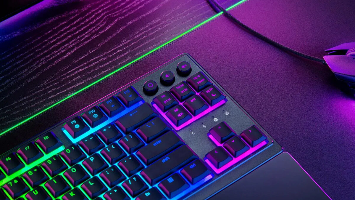 Klávesnice Razer Ornata V3 v Česku zlevnila! Nabízí RGB Chroma podsvícení a magnetickou opěrku