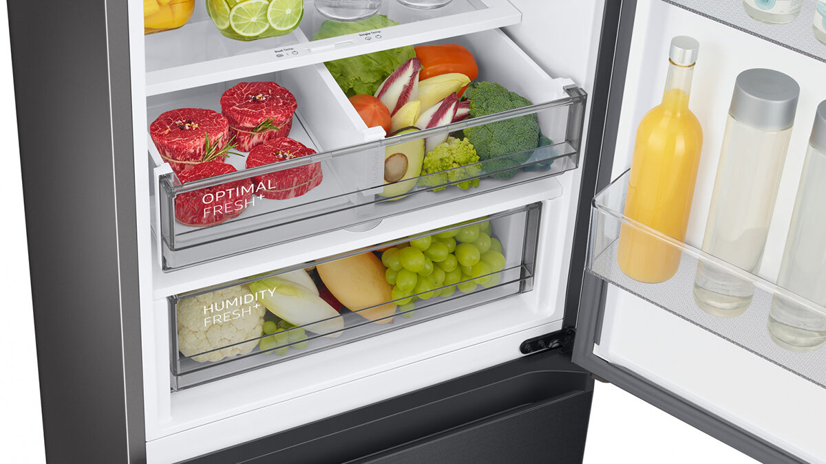 Chytrá lednice Samsung zlevnila! Díky AI má velmi nízkou spotřebu a můžete ji ovládat mobilem