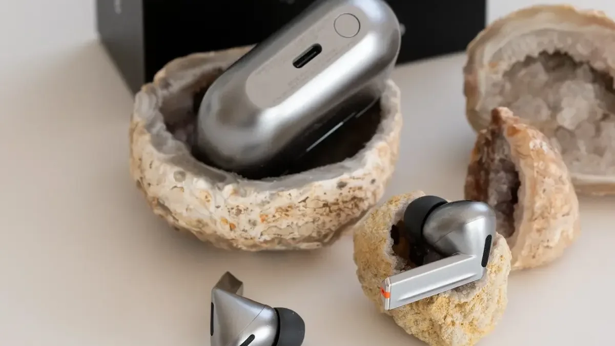 Samsung neuhlídal rendery sluchátek Galaxy Buds4. Nejvíce se změní design krabiček