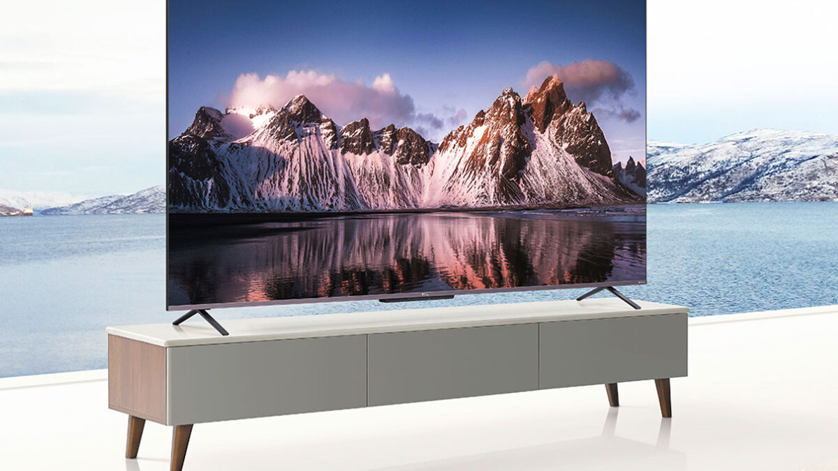 Tahle 75palcová TCL televize s Google TV zlevnila na minimum! Má QLED panel a podporu Dolby Vision