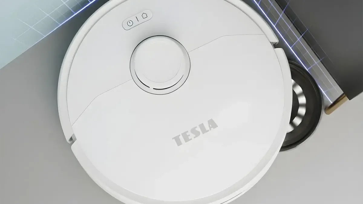 Robotický vysavač od české značky citelně zlevnil. Má LiDAR, slušný výkon a dá se propojit s mobilem