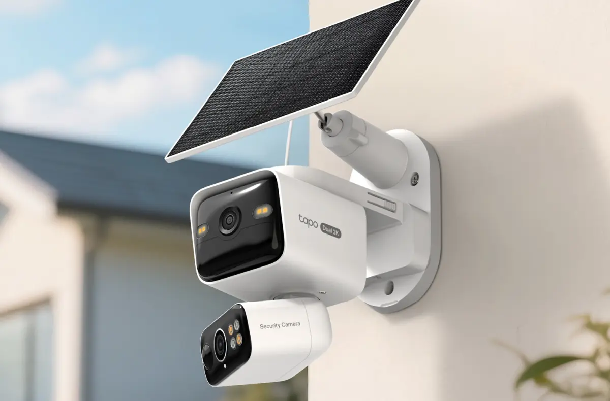 TP Link Tapo C645D KIT na stene