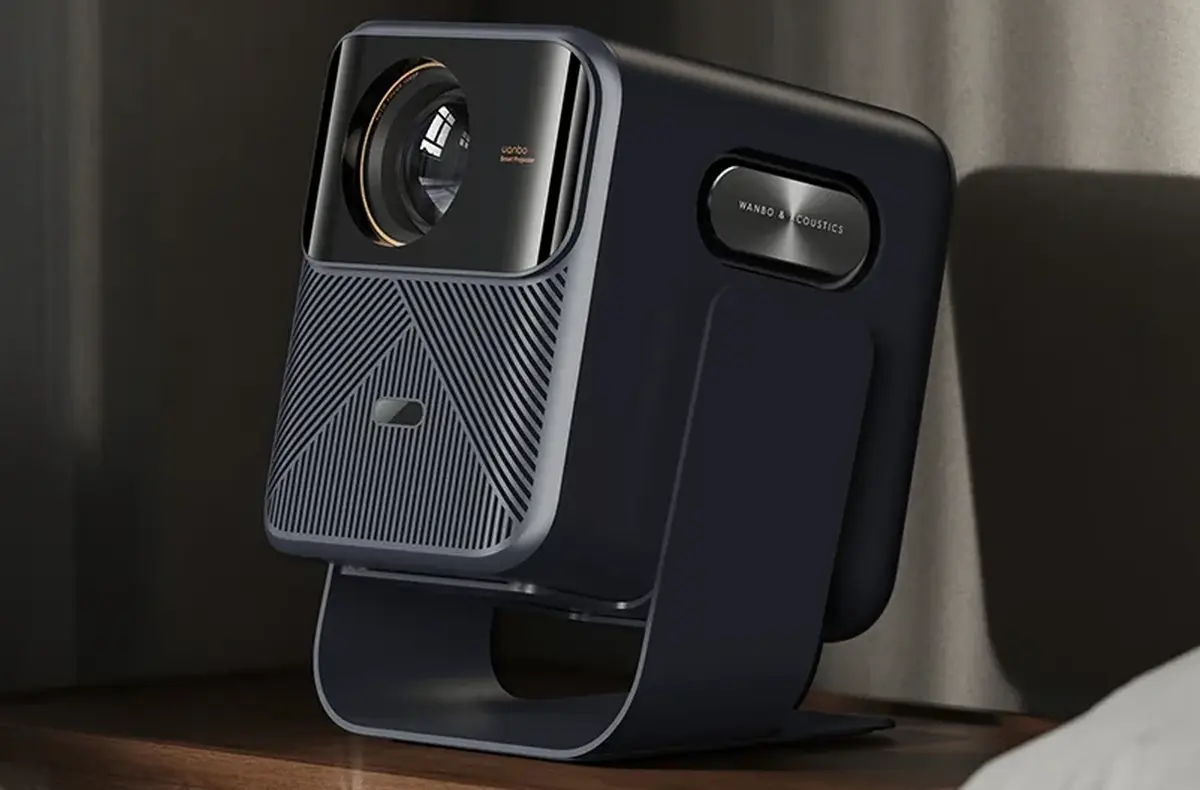 WANBO Mozart 1 Pro na nocnim stolku