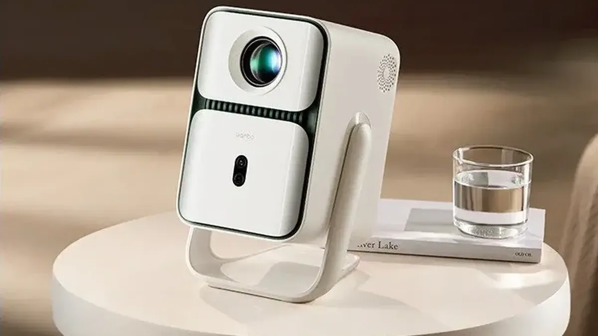 Projektor s Androidem za méně než 5 tisíc! Tenhle pěkně zlevnil, umí Netflix i Disney+