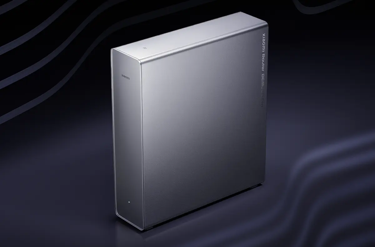 Xiaomi Router BE19000 Pro na fialovem pozadi