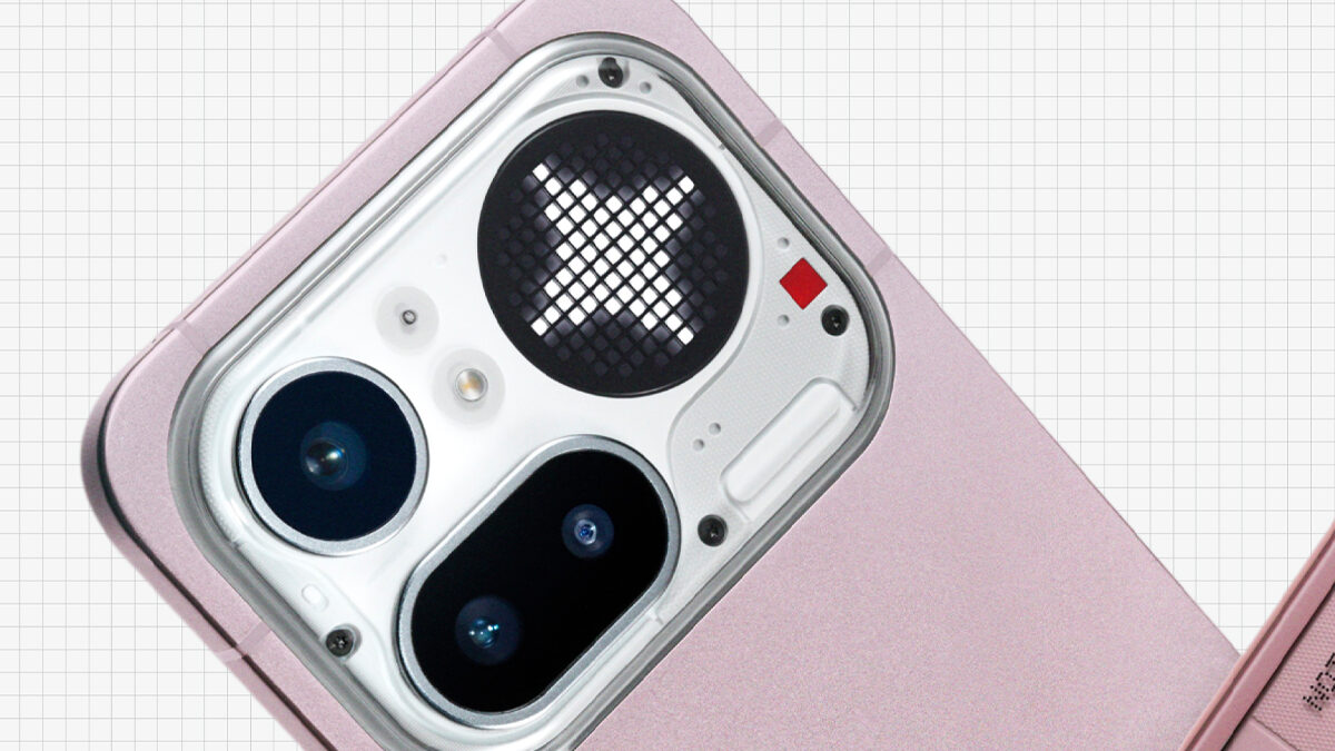 Nothing posílá na český trh tři novinky! Telefony oslní periskopickým teleobjektivem, sluchátka ohromnou výdrží