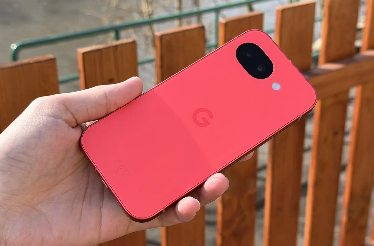 pixel 10a cervena jpg