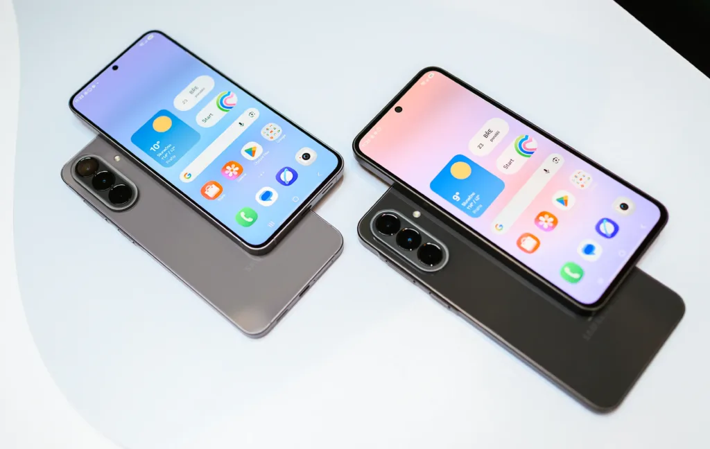 samsung galaxy A37 na stole