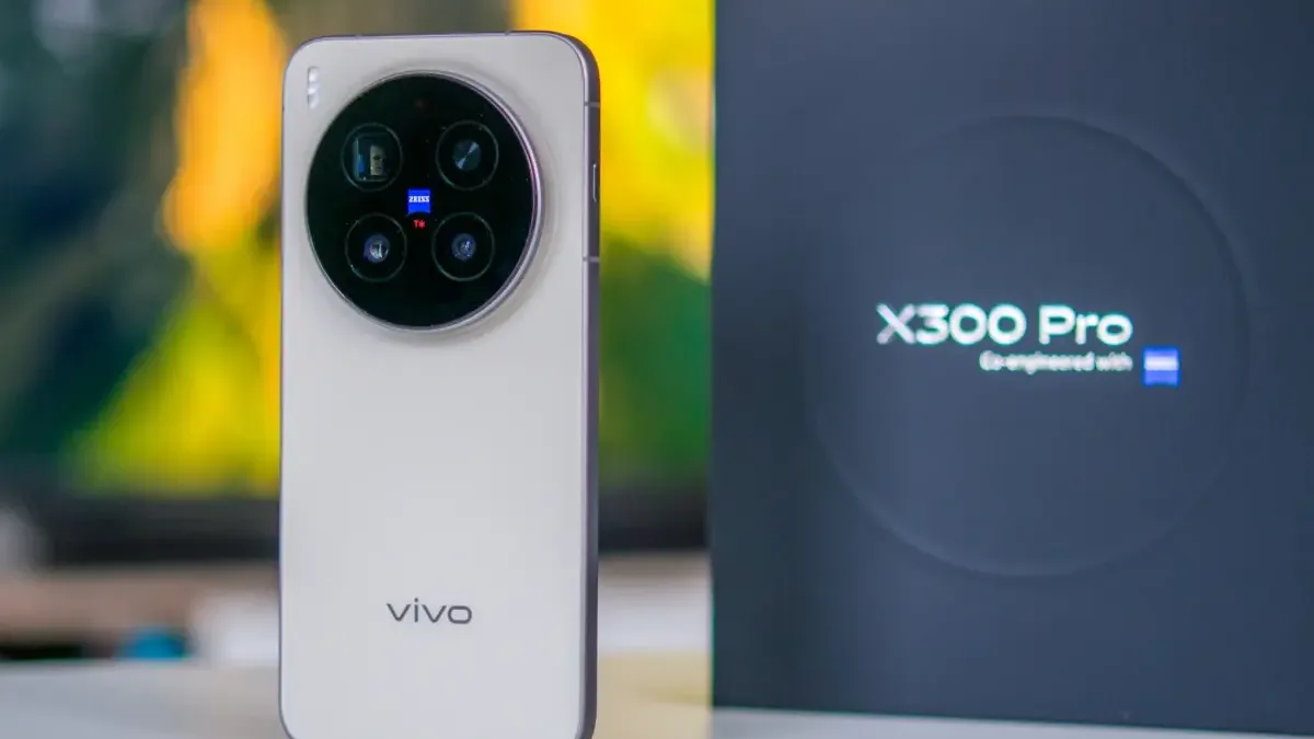 Vivo X300 Ultra má namířeno do Evropy. Přinese špičkové fotoaparáty, obří baterii a Snapdragon