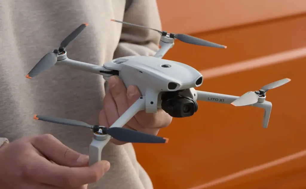 dji lito x1 v ruce