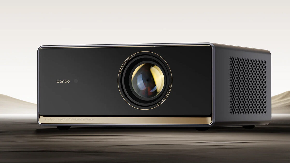 Domácí kino za sedm tisíc? Tento projektor z Alzy zlevnil, má Netflix certifikaci a Google TV