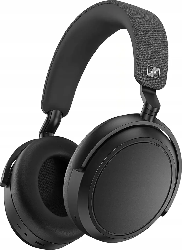 Sennheiser Momentum 4 Wireless cerna render