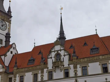 poco f7 ultra olomoucka radnice teleobjektiv 25x zoom