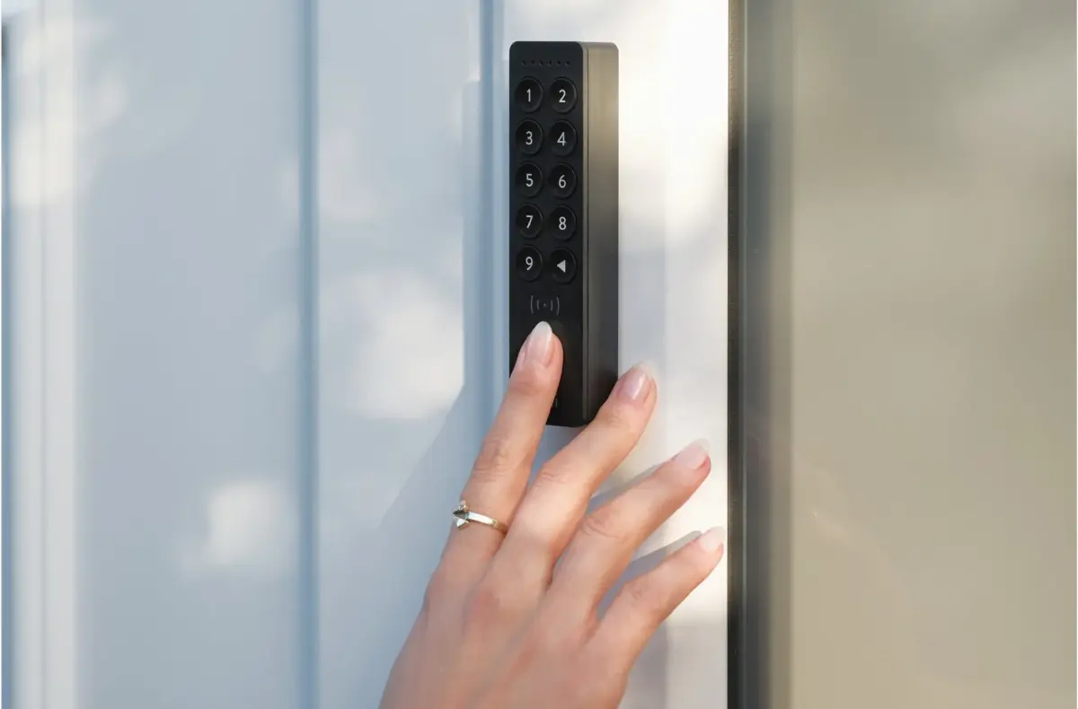 Nuki Keypad 2 NFC na dverich