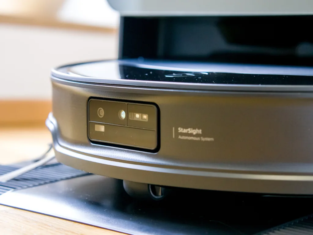 Roborock Saros 10R sleva