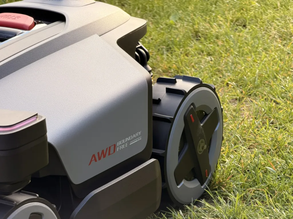 RockMow Z120 LiDAR detail