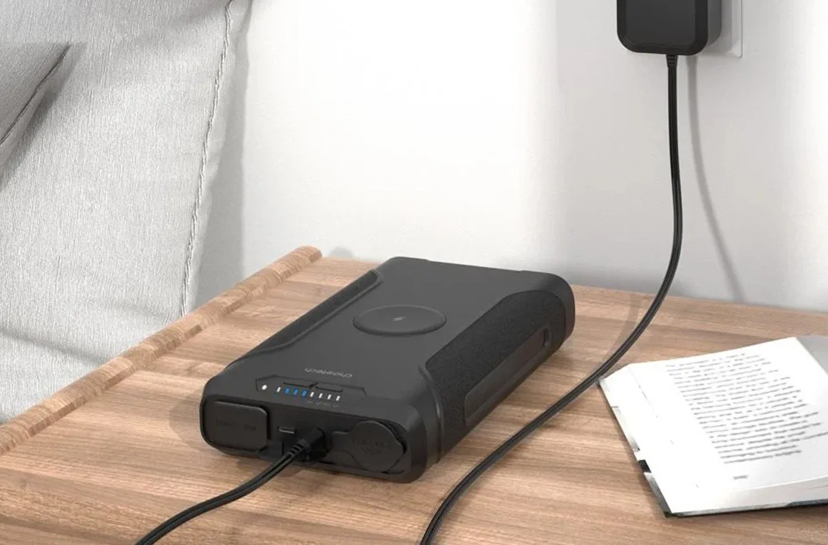 choetech 69600mah jpg