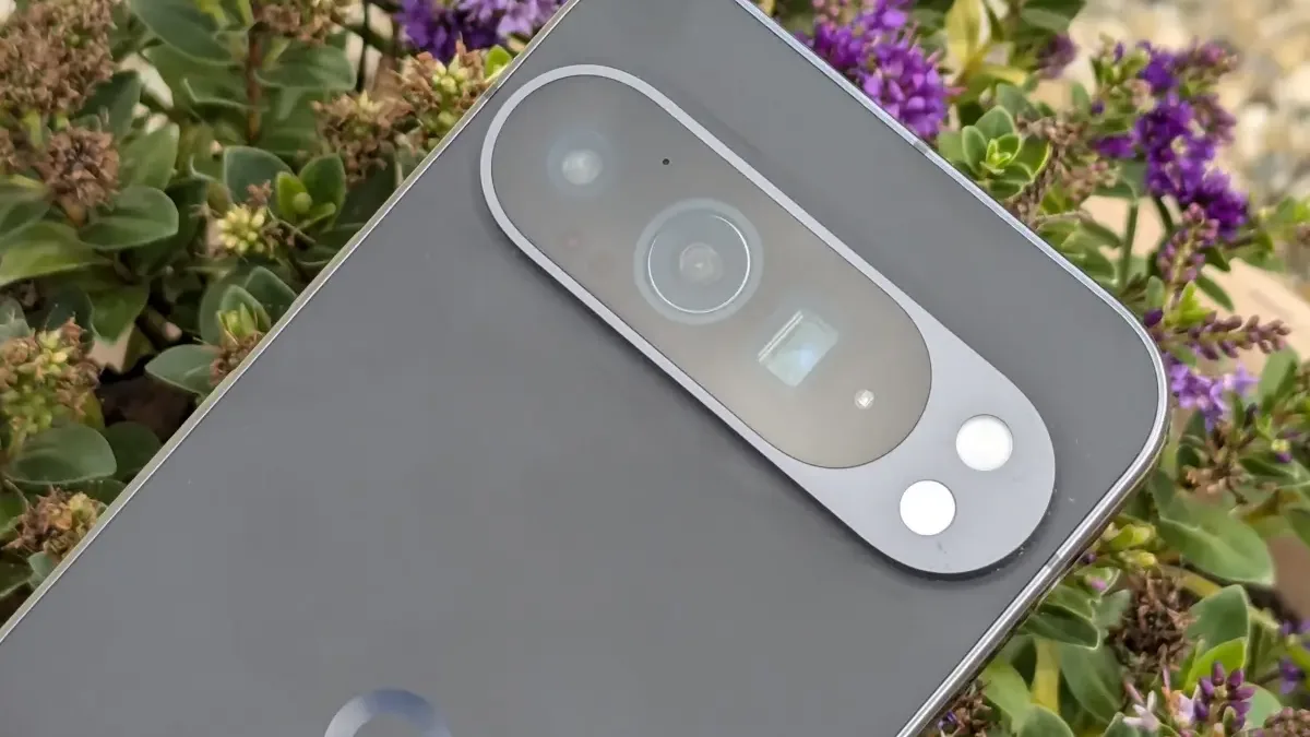 Řada Google Pixel 10 chce ulehčit život s pomocí AI. Nová funkce bude sama nabízet užitečné informace